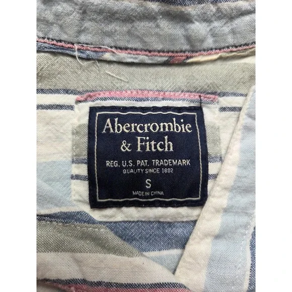Abercrombie & Fitch Women's Stripe Knot Button Up Short Sleeve Top Size Small - Picture 2 of 5